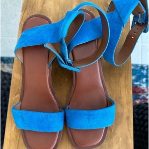 Franco Sarto gorgeous blue suede ankle straps. 8.5 medium